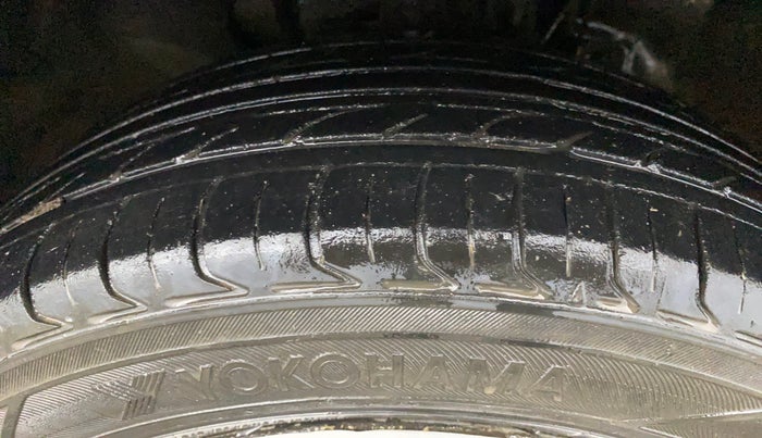 2022 Tata Tiago XM CNG, CNG, Manual, 89,816 km, Right Front Tyre Tread