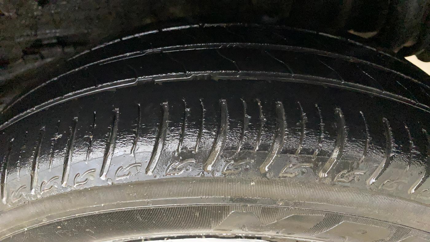 2022 Tata Tiago XM CNG, CNG, Manual, 90,117 km, Left Rear Tyre Tread