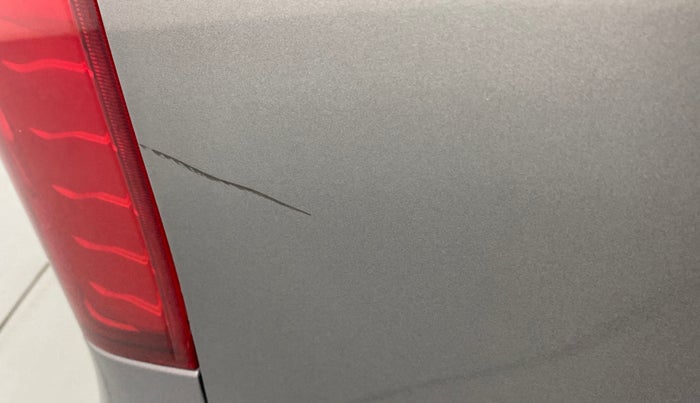 2017 Maruti Wagon R 1.0 VXI, Petrol, Manual, 13,915 km, Right quarter panel - Minor scratches