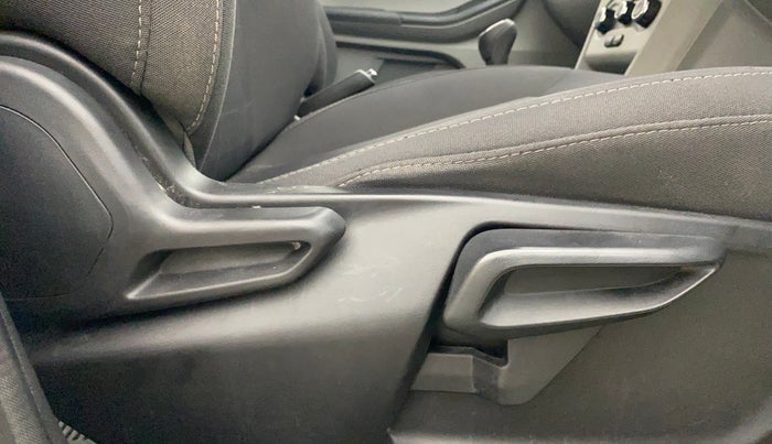 2024 Tata Tiago XT RHYTHM PETROL, Petrol, Manual, 41,577 km, Driver Side Adjustment Panel