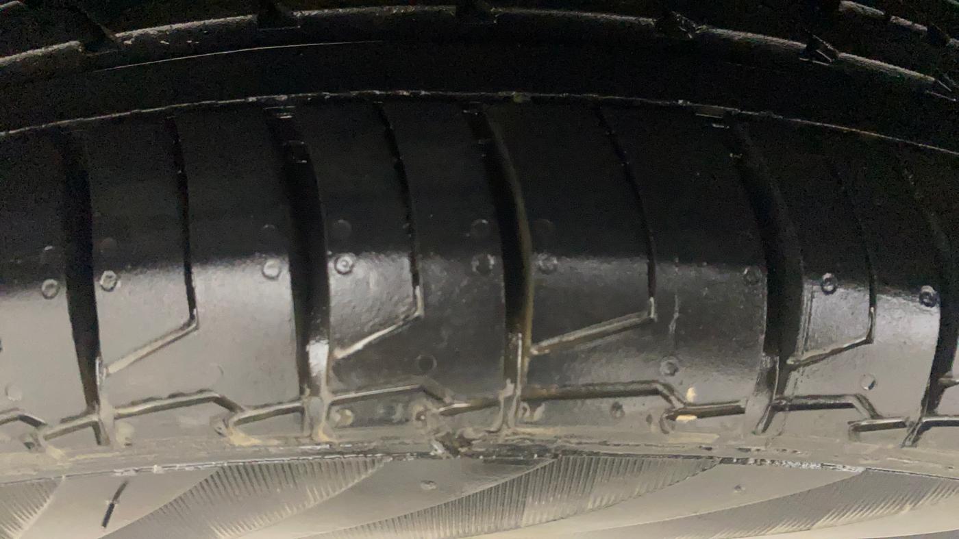 2017 Volkswagen Polo GT TSI AT, Petrol, Automatic, 1,10,827 km, Right Rear Tyre Tread