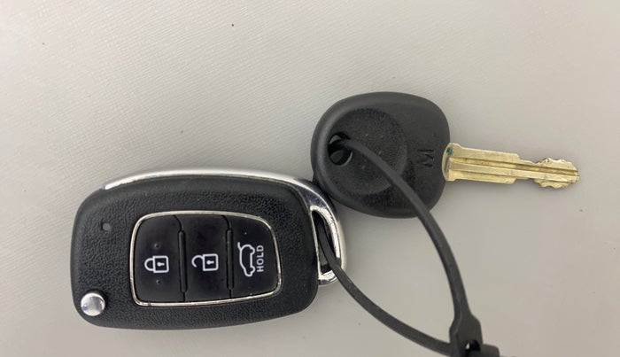 2017 Hyundai Elite i20 MAGNA 1.2, Petrol, Manual, 53,740 km, Key Close Up