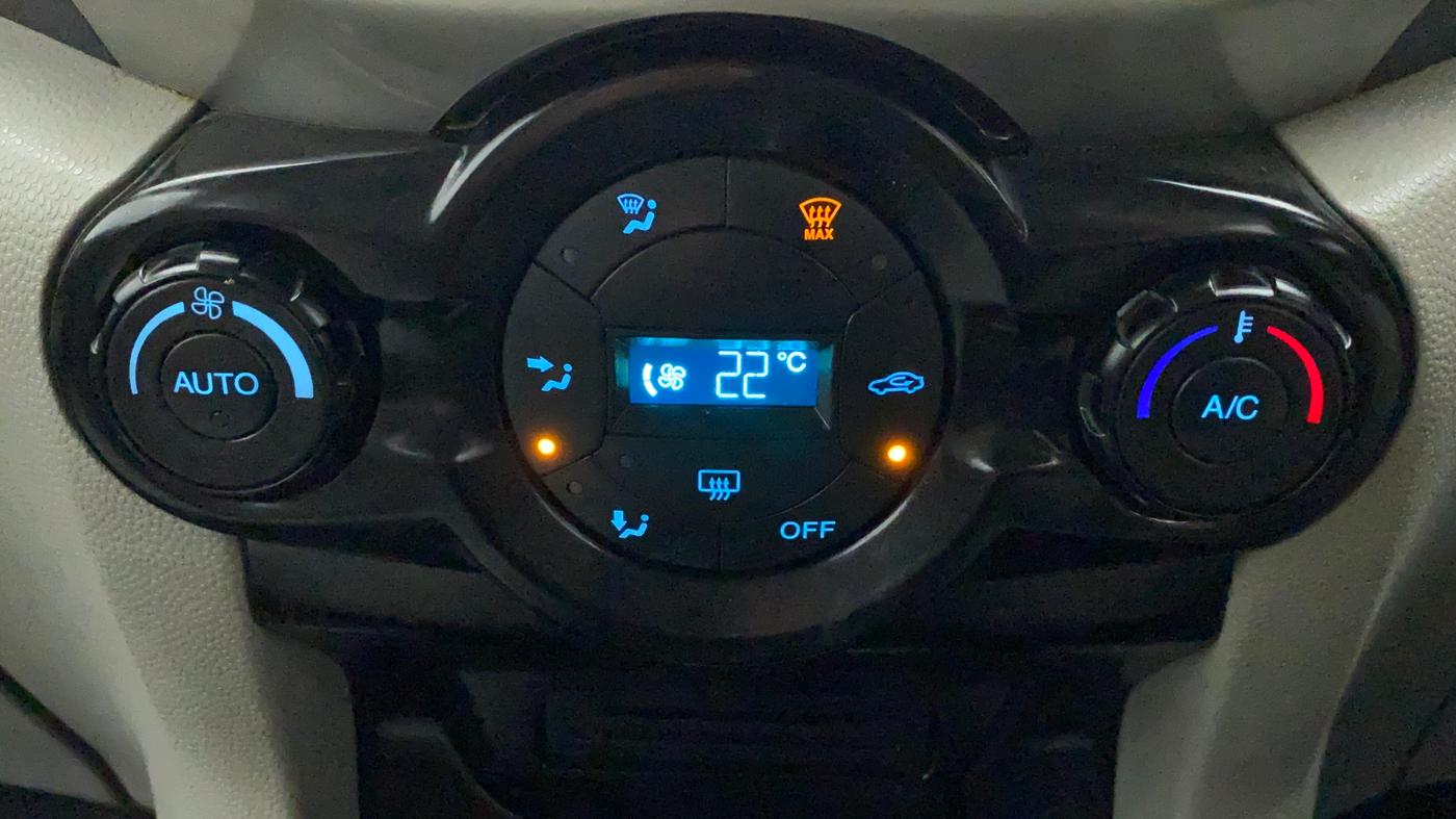 2015 Ford Ecosport TITANIUM 1.5L PETROL AT, Petrol, Automatic, 73,494 km, Automatic Climate Control