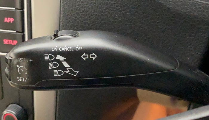 2018 Volkswagen Ameo HIGHLINE PLUS 1.5L AT 16 ALLOY, Diesel, Automatic, 1,03,735 km, Adaptive Cruise Control