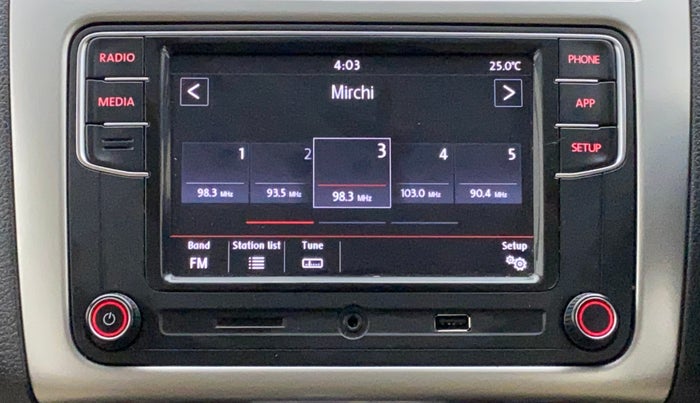 2018 Volkswagen Ameo HIGHLINE PLUS 1.5L AT 16 ALLOY, Diesel, Automatic, 1,03,735 km, Infotainment System