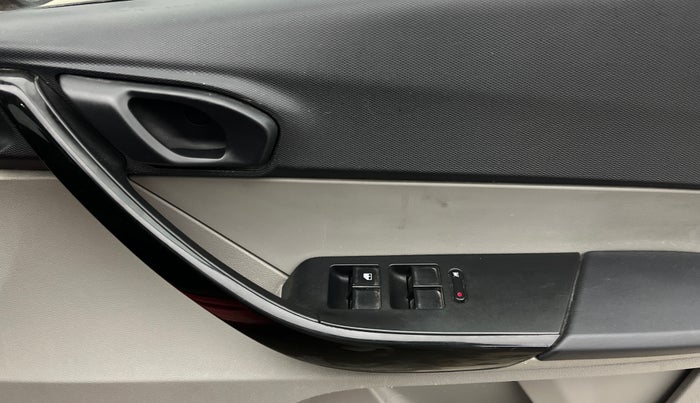 2019 Tata Tiago XZ PETROL, Petrol, Manual, 57,314 km, Driver Side Door Panels Control