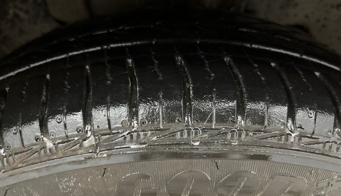 2019 Tata Tiago XZ PETROL, Petrol, Manual, 57,314 km, Right Front Tyre Tread