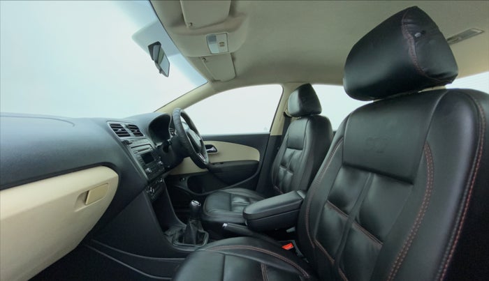 2017 Skoda Rapid 1.5 TDI MT AMBITION, Diesel, Manual, 62,357 km, Right Side Front Door Cabin
