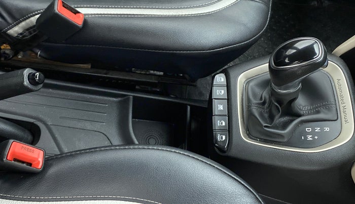 2019 Hyundai NEW SANTRO SPORTZ AMT, Petrol, Automatic, 49,705 km, Gear Lever