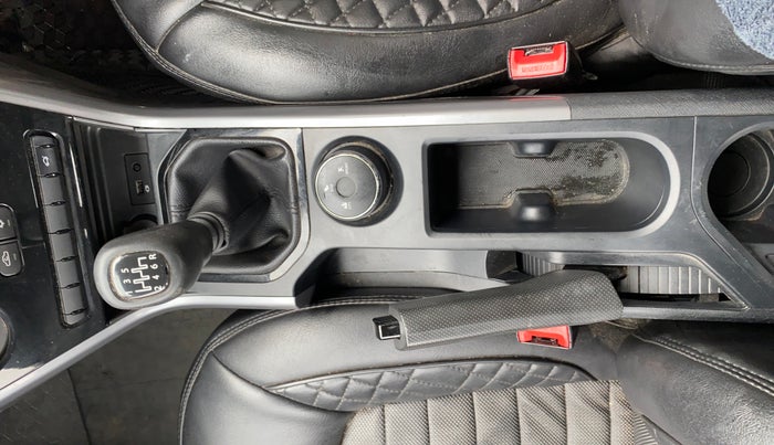 2021 Tata NEXON XM SUNROOF PETROL, Petrol, Manual, 25,819 km, Gear Lever