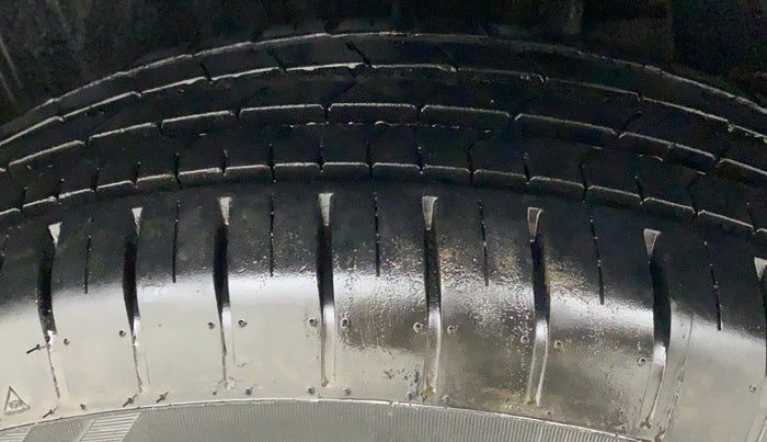 2022 Maruti Baleno DELTA PETROL 1.2, Petrol, Manual, 7,538 km, Left Rear Tyre Tread