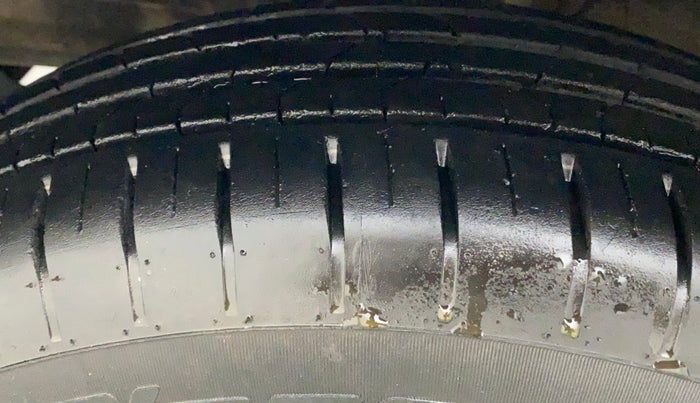 2022 Maruti Baleno DELTA PETROL 1.2, Petrol, Manual, 7,538 km, Left Front Tyre Tread