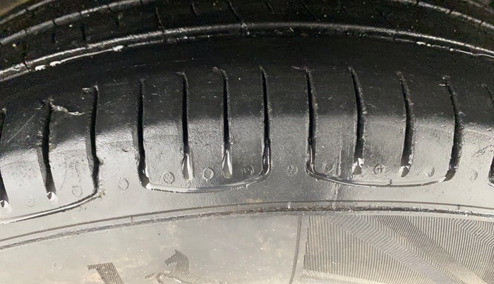 2021 Hyundai NEW SANTRO SPORTZ AMT, Petrol, Automatic, 75,804 km, Right Front Tyre Tread