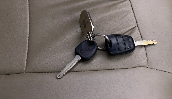 2021 Hyundai NEW SANTRO SPORTZ AMT, Petrol, Automatic, 75,804 km, Key Close Up