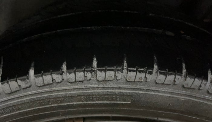 2015 Maruti Wagon R 1.0 VXI, CNG, Manual, 70,462 km, Left Rear Tyre Tread