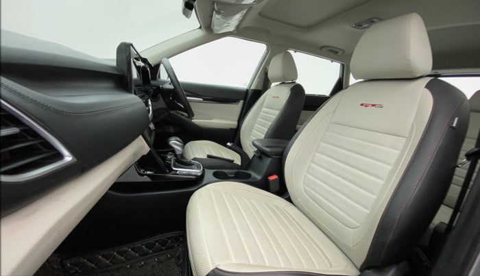 2019 KIA SELTOS 1.5 GTX+ AT, Diesel, Automatic, 31,778 km, Right Side Front Door Cabin