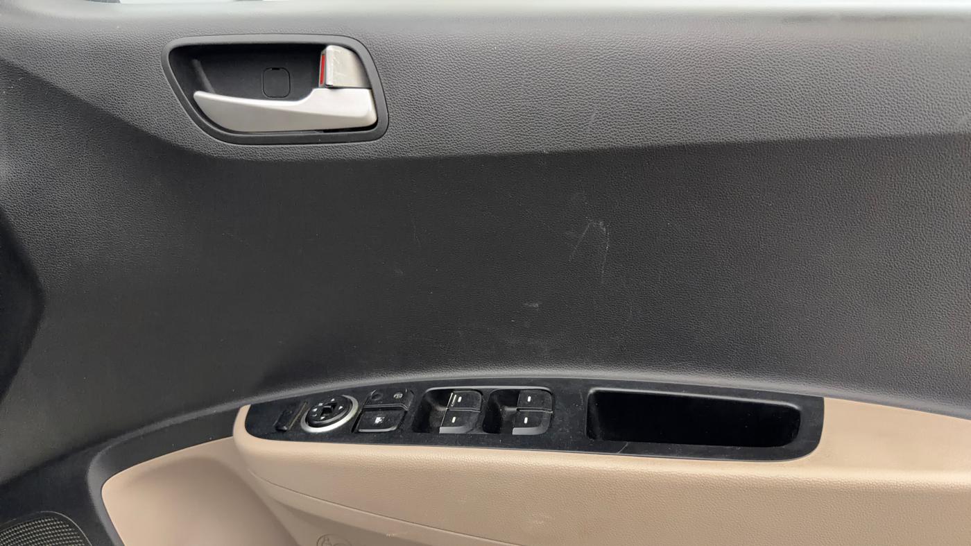2014 Hyundai Grand i10 ASTA (O) 1.2 KAPPA VTVT, Petrol, Manual, 81,613 km, Driver Side Door Panels Control