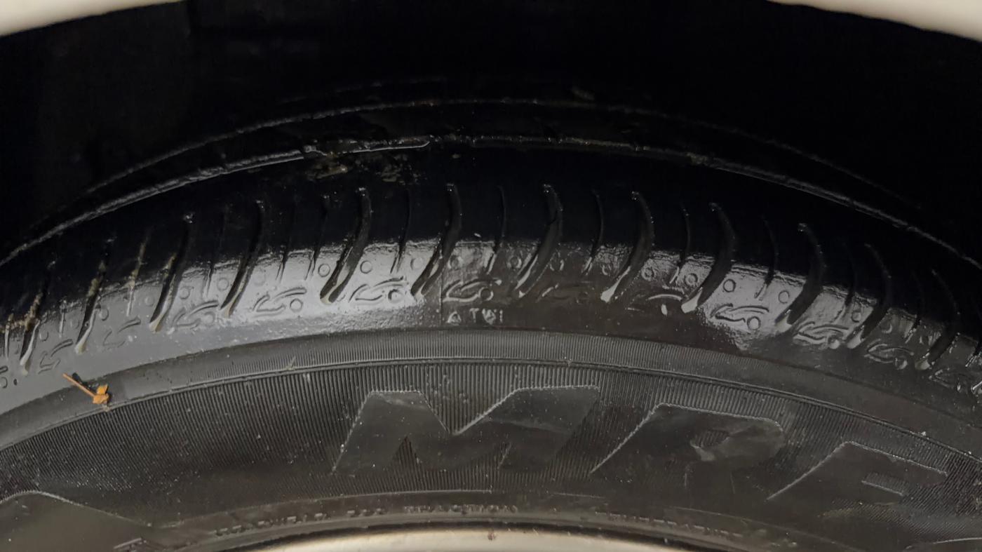 2014 Hyundai Grand i10 ASTA (O) 1.2 KAPPA VTVT, Petrol, Manual, 81,613 km, Left Front Tyre Tread