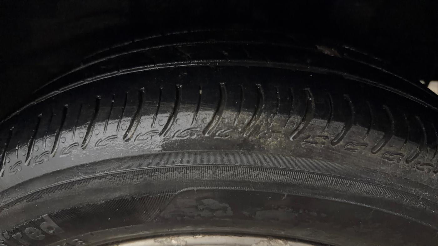 2014 Hyundai Grand i10 ASTA (O) 1.2 KAPPA VTVT, Petrol, Manual, 81,613 km, Left Rear Tyre Tread