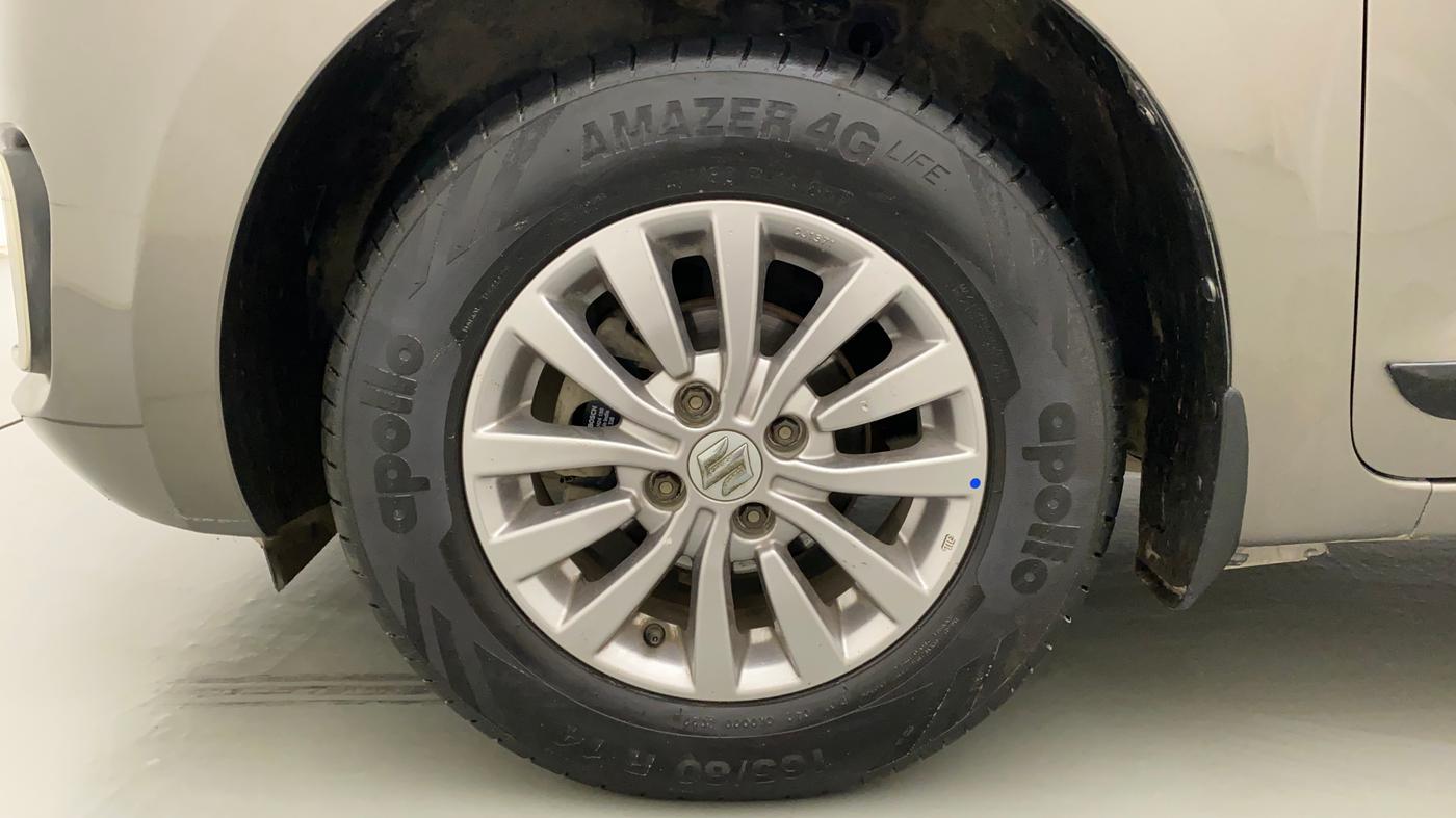 2018 Maruti Swift VXI, Petrol, Manual, 70,465 km, Left Front Wheel