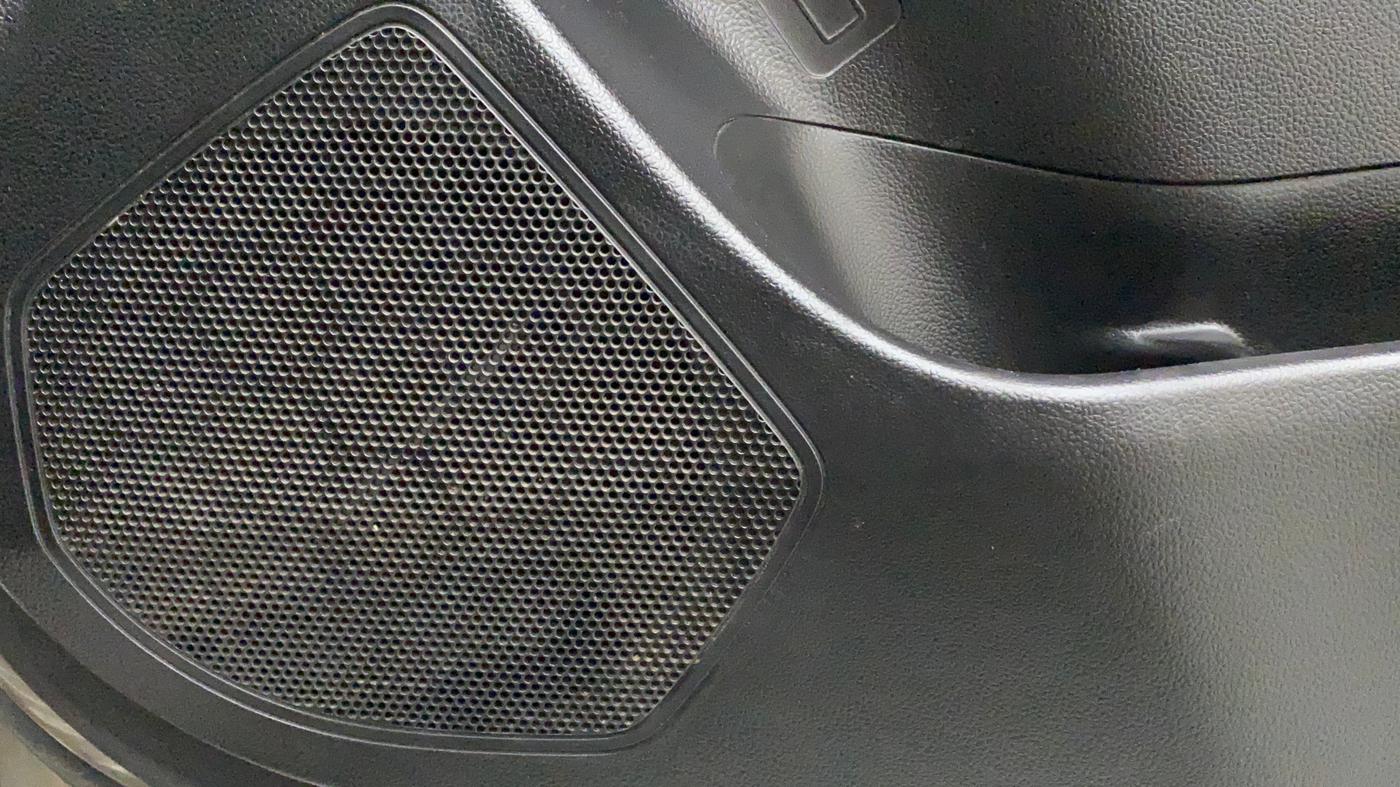 2018 Maruti Swift VXI, Petrol, Manual, 70,465 km, Speaker