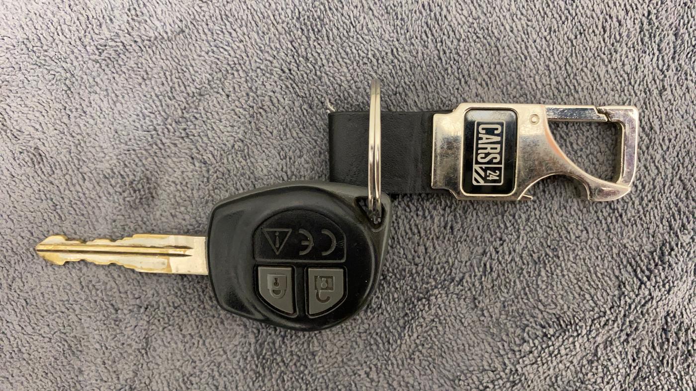 2018 Maruti Swift VXI, Petrol, Manual, 70,465 km, Key Close Up