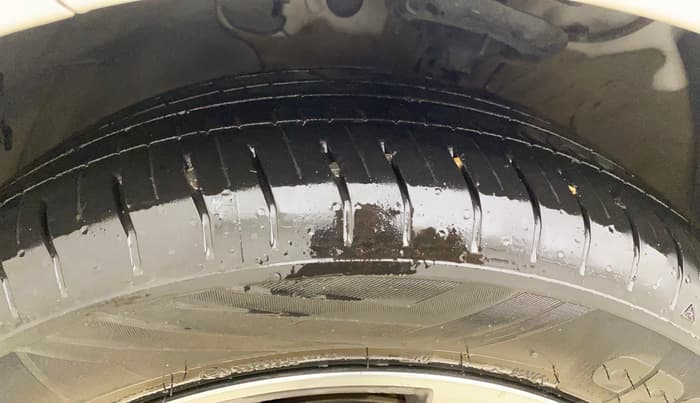 2025 Hyundai Verna SX(O) 1.5 MPI IVT , Petrol, Automatic, 10,850 km, Left Front Tyre Tread