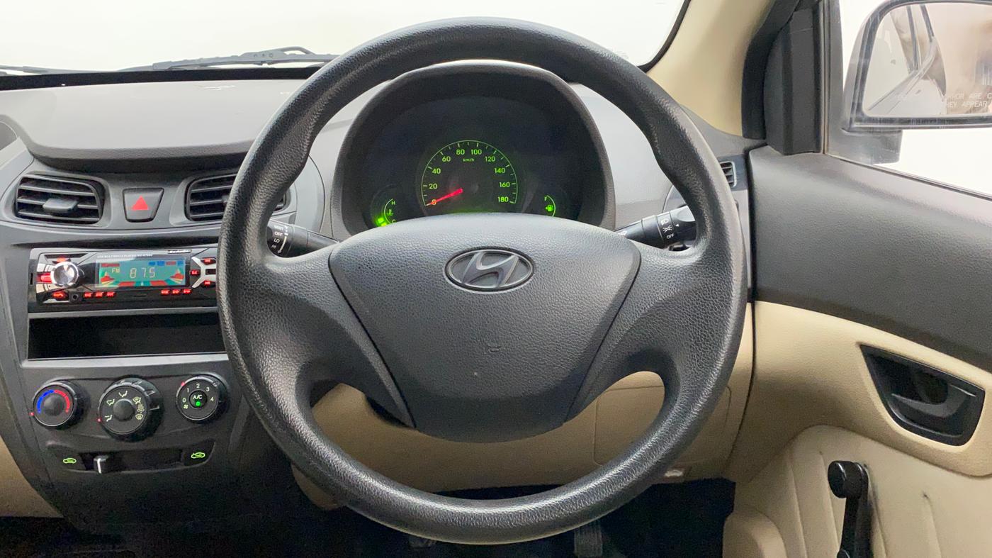 2015 Hyundai Eon D-LITE+, Petrol, Manual, 61,523 km, Steering Wheel Close Up