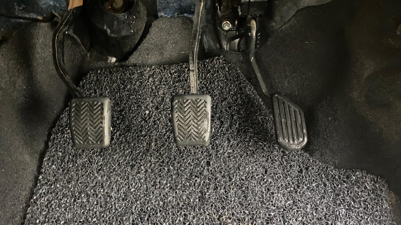 2019 Toyota Etios Liva V, CNG, Manual, 88,857 km, Pedals