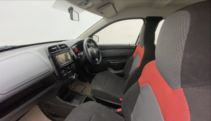 2017 Renault Kwid RXT 1.0 AMT (O), Petrol, Automatic, 31,182 km, Right Side Front Door Cabin