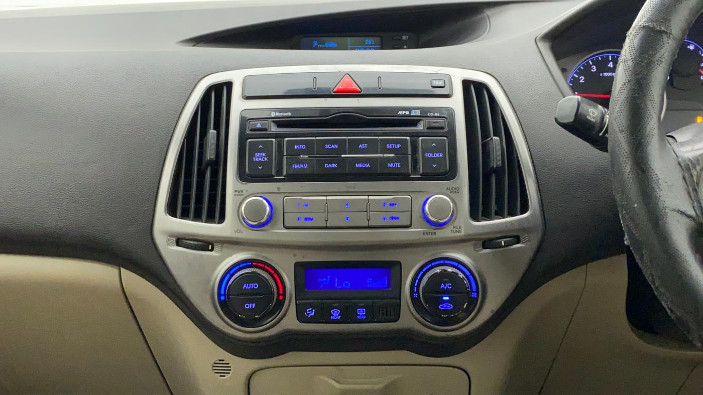 2012 Hyundai i20 SPORTZ 1.2, Petrol, Manual, 55,125 km, Air Conditioner