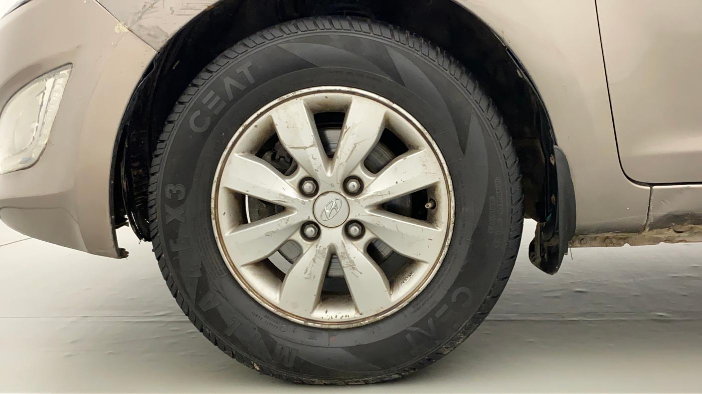 2012 Hyundai i20 SPORTZ 1.2, Petrol, Manual, 55,125 km, Left Front Wheel