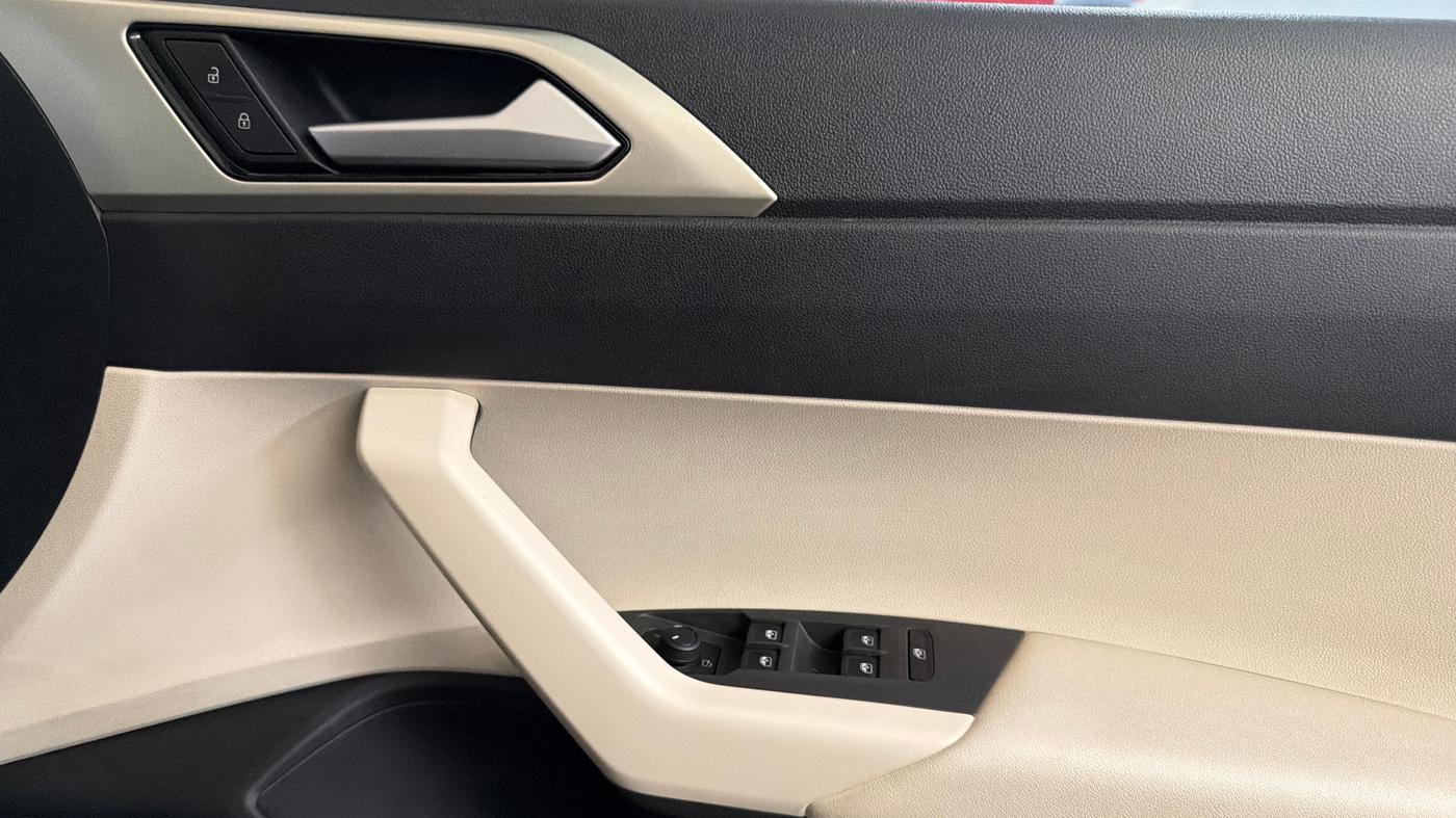 2024 Volkswagen VIRTUS Topline 1.0 TSI AT (Electric Seats), Petrol, Automatic, 26,003 km, Driver Side Door Panels Control