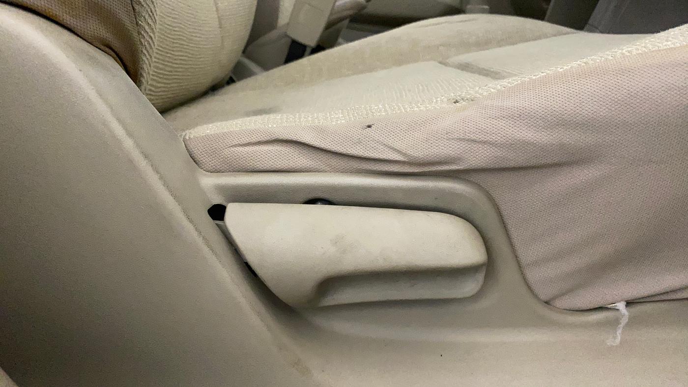 2015 Maruti Swift Dzire VXI, CNG, Manual, 69,596 km, Driver Side Adjustment Panel