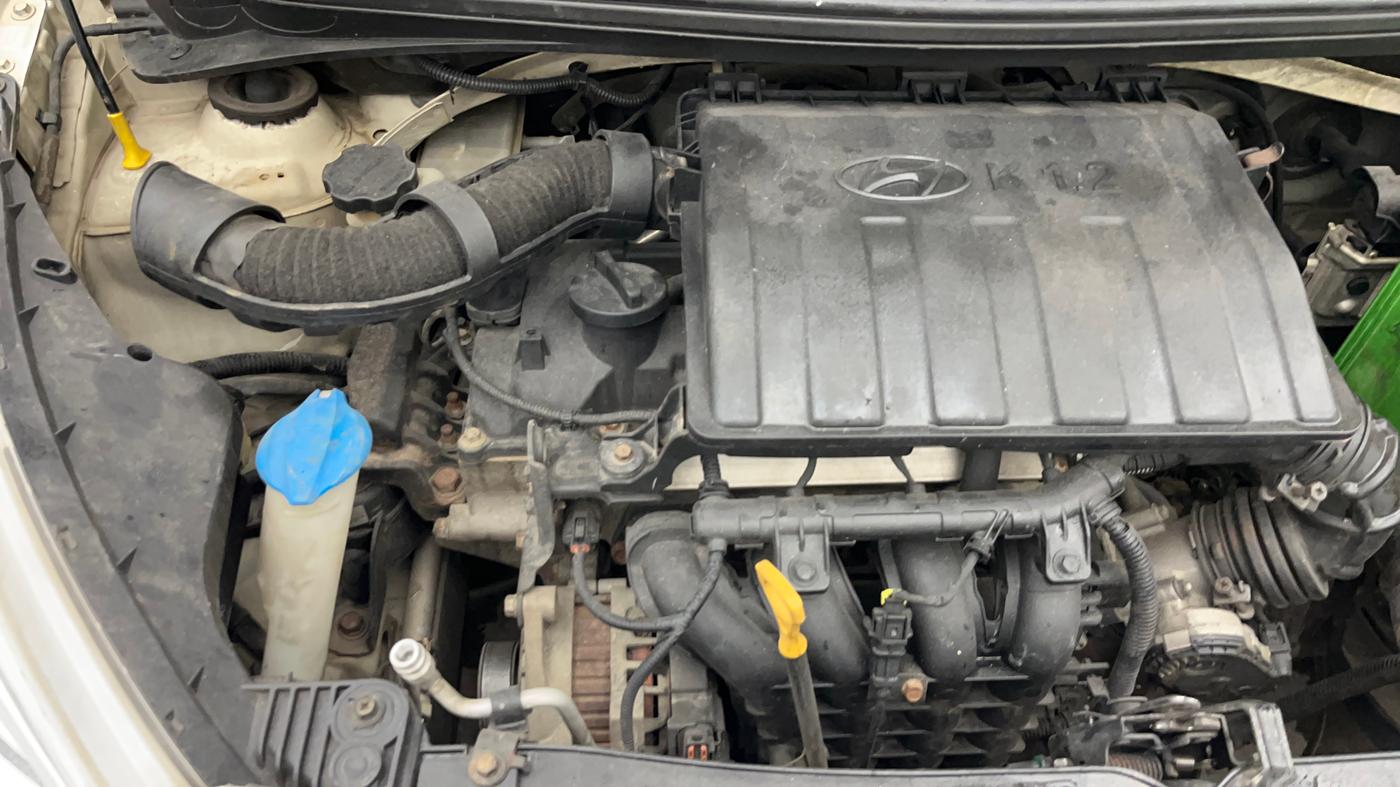 2015 Hyundai Grand i10 SPORTZ 1.2 KAPPA VTVT, Petrol, Manual, 1,06,117 km, Engine View - Right
