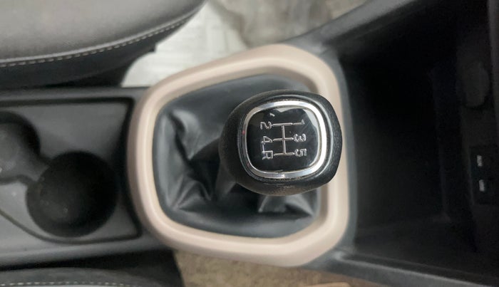 2015 Hyundai Grand i10 SPORTZ 1.2 KAPPA VTVT, Petrol, Manual, 1,06,168 km, Gear Lever