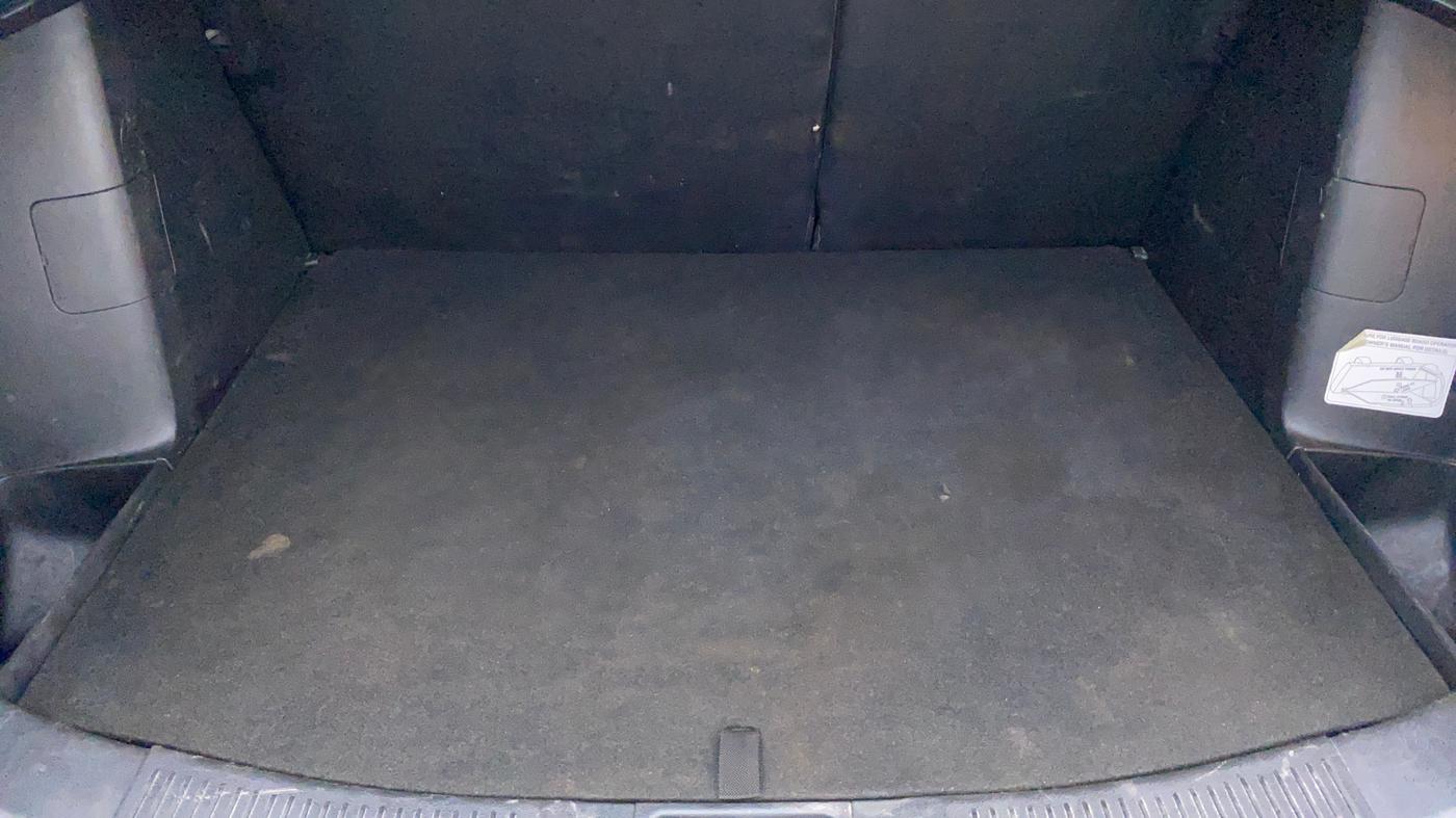 2015 Maruti S Cross ZETA 1.3, Diesel, Manual, 1,20,526 km, Boot inside view