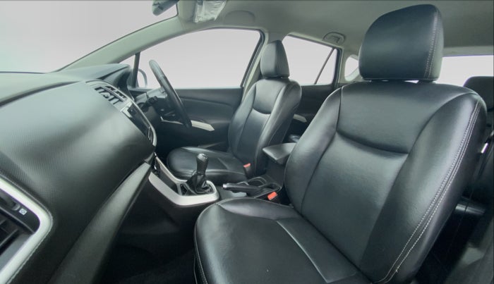 2015 Maruti S Cross ZETA 1.3, Diesel, Manual, 1,20,526 km, Right Side Front Door Cabin View
