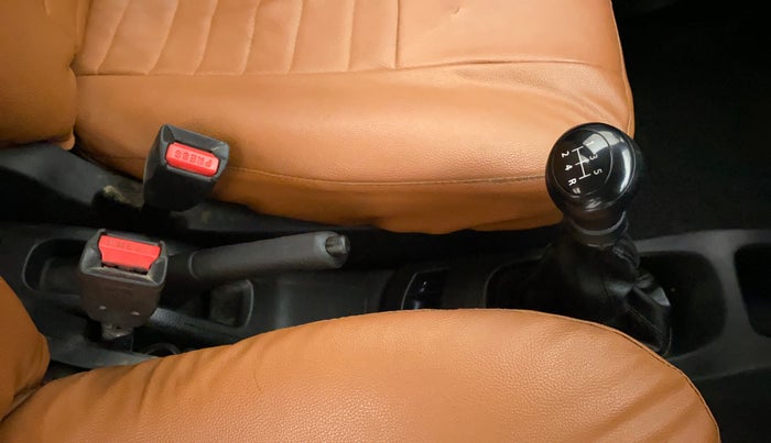 2017 Maruti Wagon R 1.0 LXI CNG, CNG, Manual, 80,846 km, Gear Lever