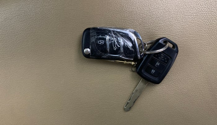 2015 Honda City 1.5L I-VTEC SV CVT, Petrol, Automatic, 69,261 km, Key Close Up