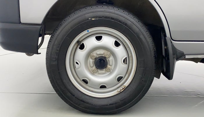 2021 Maruti Eeco 5 STR CNG WITH AC PLUSHTR, CNG, Manual, 7,484 km, Left Front Wheel