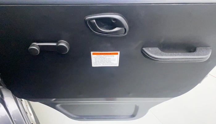 2021 Maruti Eeco 5 STR CNG WITH AC PLUSHTR, CNG, Manual, 7,484 km, Driver Side Door Panels Control