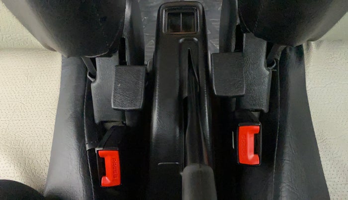 2021 Maruti Eeco 5 STR CNG WITH AC PLUSHTR, CNG, Manual, 7,484 km, Driver Side Adjustment Panel