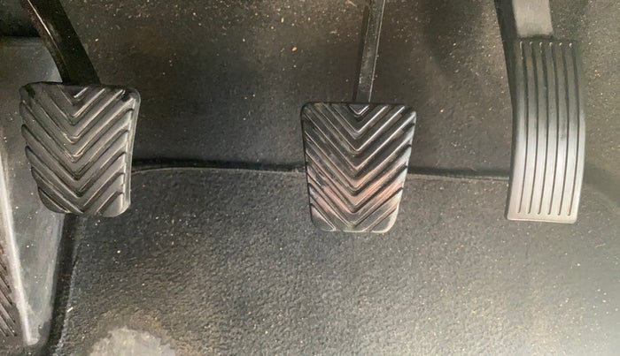 2016 Hyundai Elite i20 ASTA 1.2 (O), Petrol, Manual, 60,240 km, Pedals