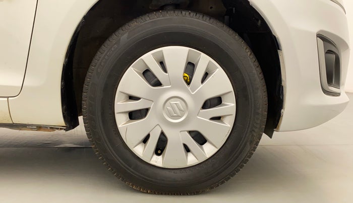 2015 Maruti Swift VXI, Petrol, Manual, 62,223 km, Right Front Wheel