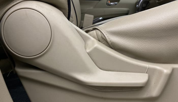 2020 Maruti Ertiga VXI AT SHVS, Petrol, Automatic, 76,014 km, Driver Side Adjustment Panel