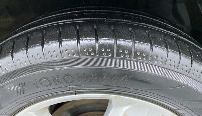 2011 Honda City V MT PETROL, Petrol, Manual, 99,510 km, Right Front Tyre Tread