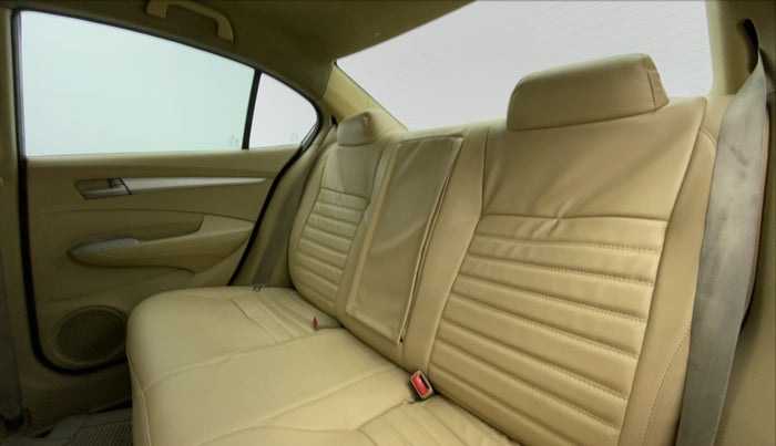2011 Honda City V MT PETROL, Petrol, Manual, 99,510 km, Right Side Door Cabin View
