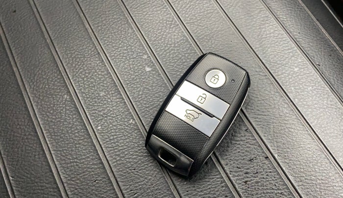 2020 KIA SELTOS HTK PLUS 1.5, Petrol, Manual, 92,058 km, Key Close Up
