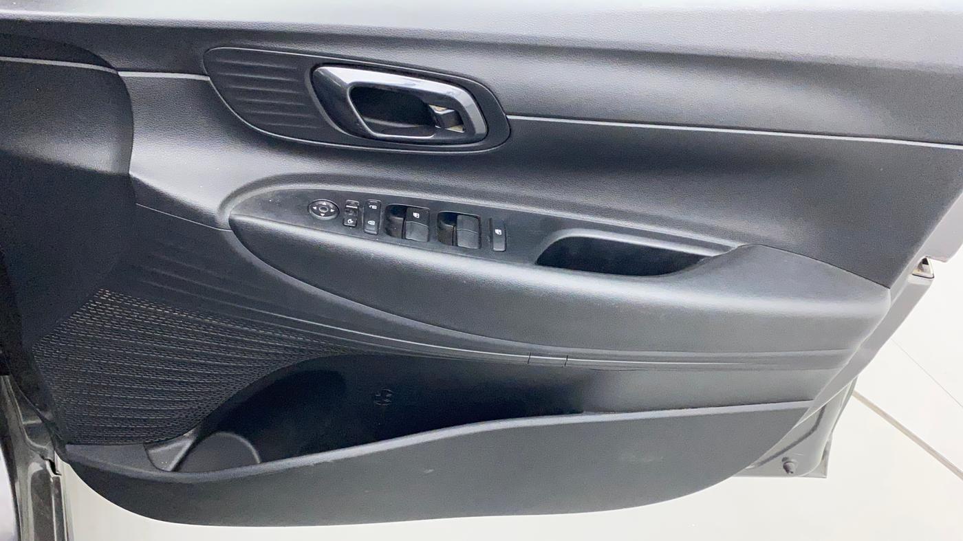 2021 Hyundai NEW I20 SPORTZ 1.2 MT, Petrol, Manual, 19,258 km, Driver Side Door Panels Control